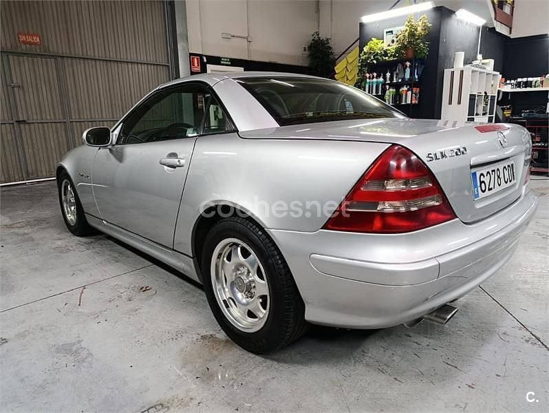 Usado Mercedes SLK200 163 CV (119 kW) 2003 Gris / plata Descapotable