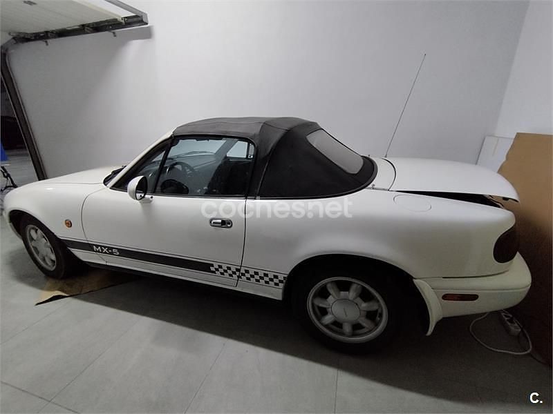 Usado Mazda MX5 115 CV (84 kW) 1991 Blanco Descapotable