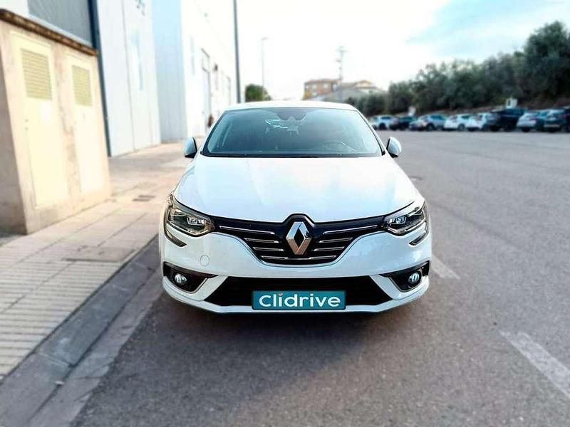 Usado Renault Mégane IV Zen 140 CV (102 kW) 2019 Blanco Utilitario