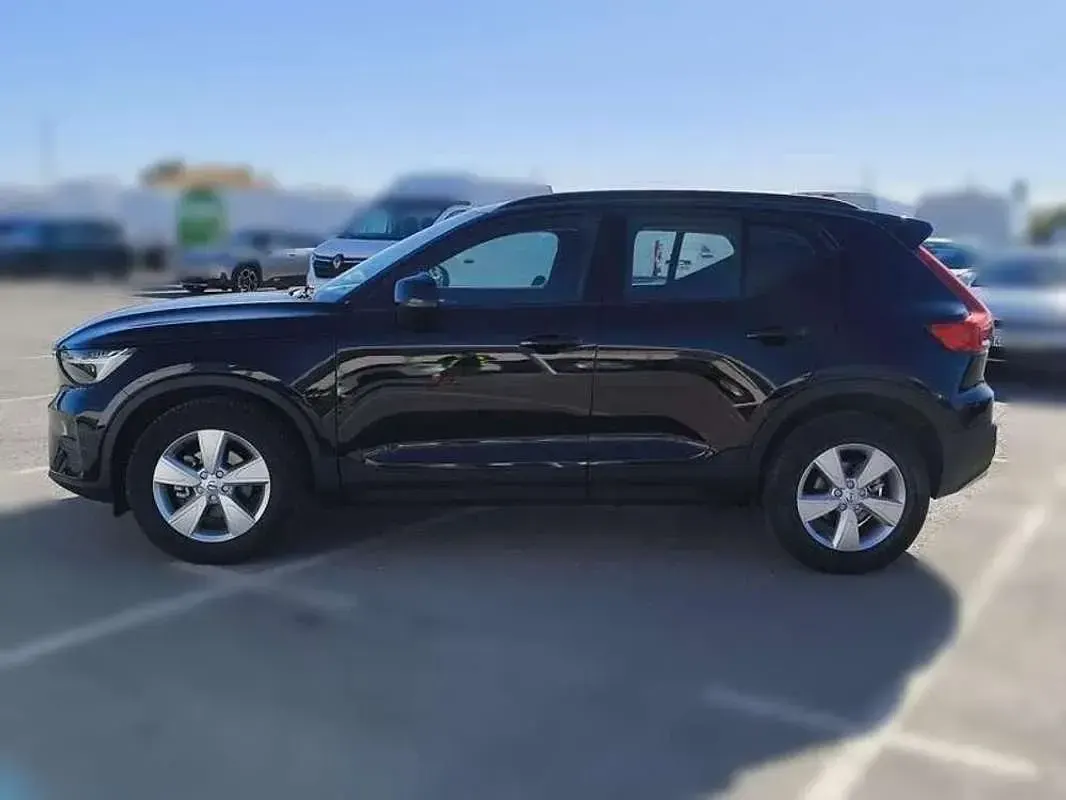 Usado Volvo XC40 129 CV (94 kW) 2023 Negro SUV
