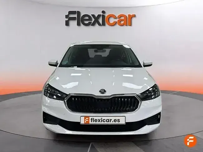 Käytetty Skoda Fabia Ambition 95 HP (69 kW) 2022 Valkoinen Viistoperä