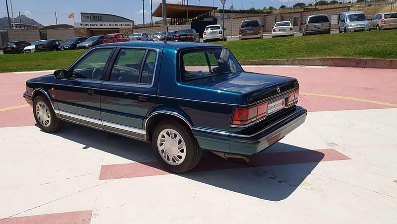 Usado Chrysler Saratoga 141 CV (103 kW) 1995 Verde Berlina