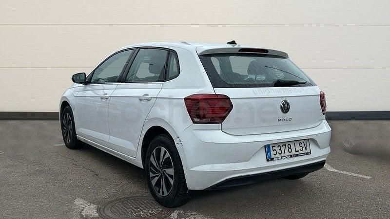 Usado VW Polo Life 95 CV (69 kW) 2021 Blanco Utilitario