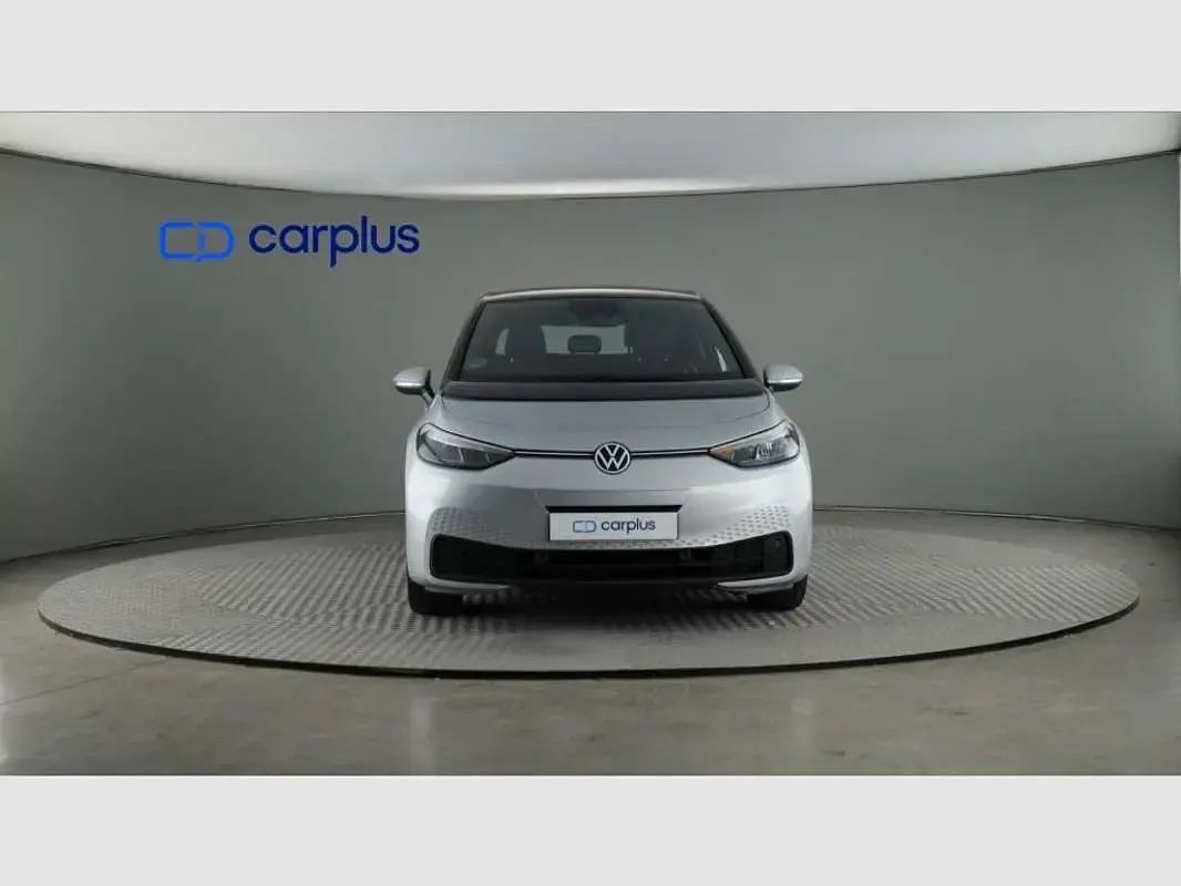 Usado VW ID.3 Pro Performance 150 kW (204 CV) 2021 Plateado Utilitario