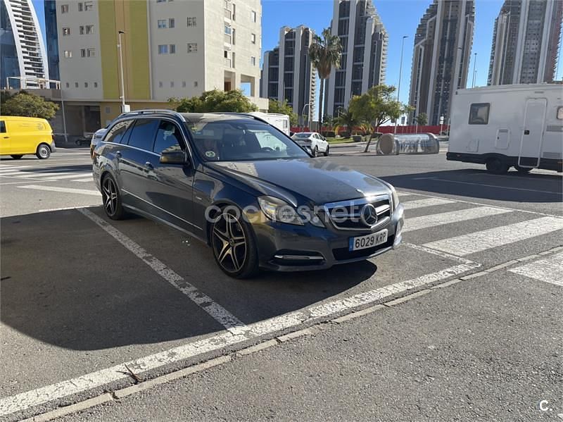 Usado Mercedes E350 Avantgarde 231 CV (169 kW) 2010 Gris / plata Familiar