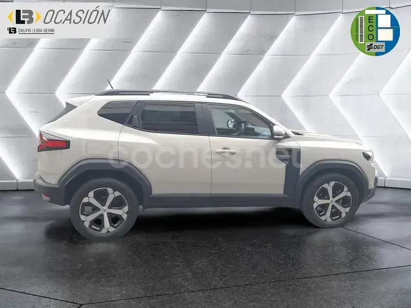 Usado Dacia Duster Journey 130 CV (95 kW) 2024 Beige SUV