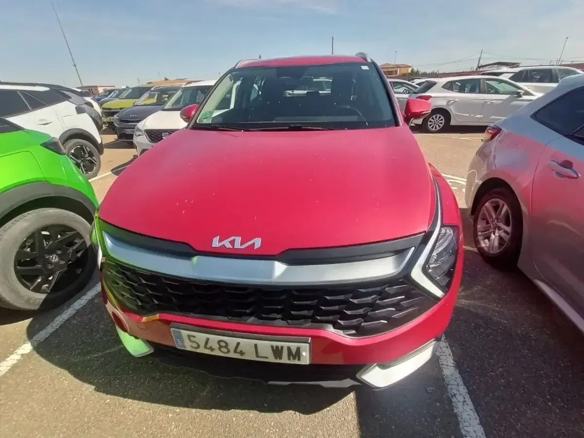 Usado Kia Sportage 152 CV (111 kW) 2022 Rojo SUV