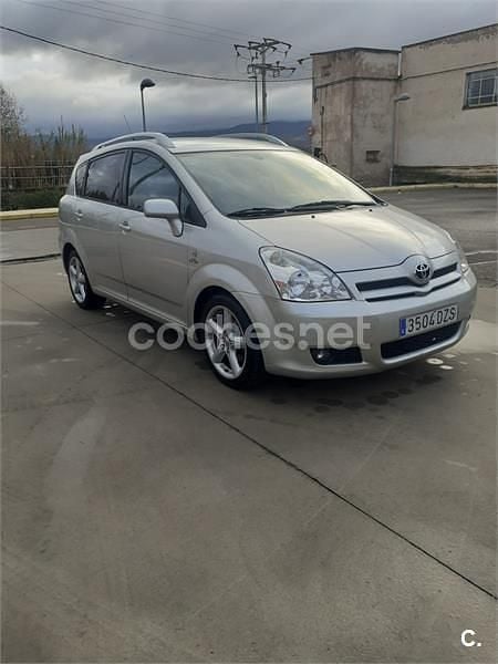 Usado Toyota Corolla Verso Sport 177 CV (130 kW) 2006 Gris / plata Monovolumen