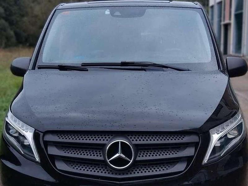 Usado Mercedes Vito Marco Polo 136 CV (100 kW) 2021 Negro Van