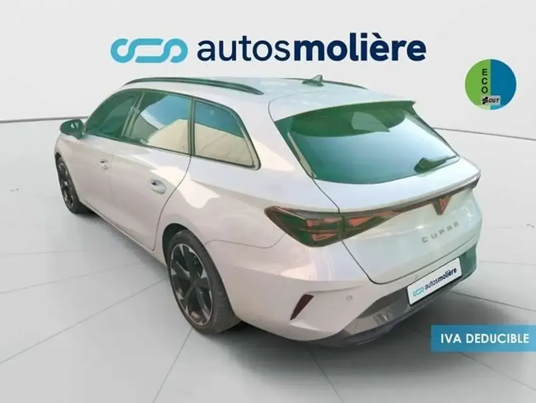 Usado Cupra Leon 150 CV (110 kW) 2025 Gris Utilitario