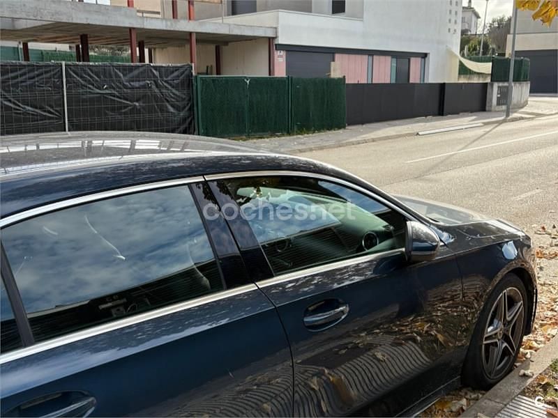 Usado Mercedes A180 136 CV (100 kW) 2021 Azul Berlina