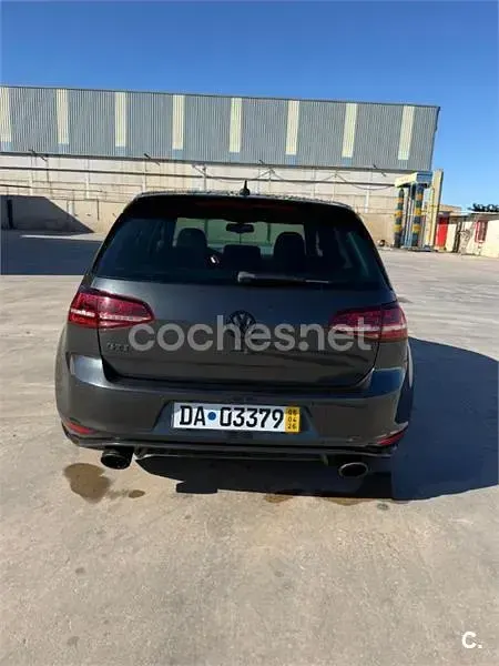 Usado VW Golf VII GTI 220 CV (161 kW) 2016 Gris / plata Berlina