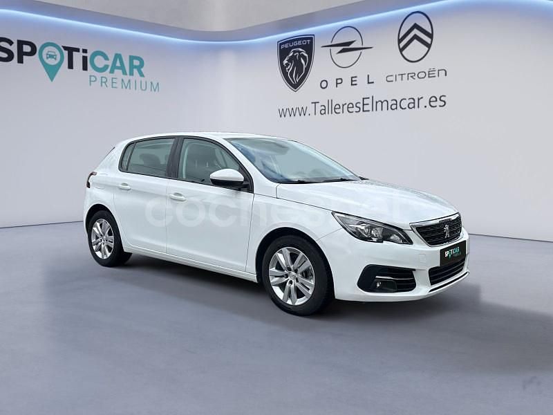 Usado Peugeot 308 Active 100 CV (73 kW) 2021 Blanco Familiar