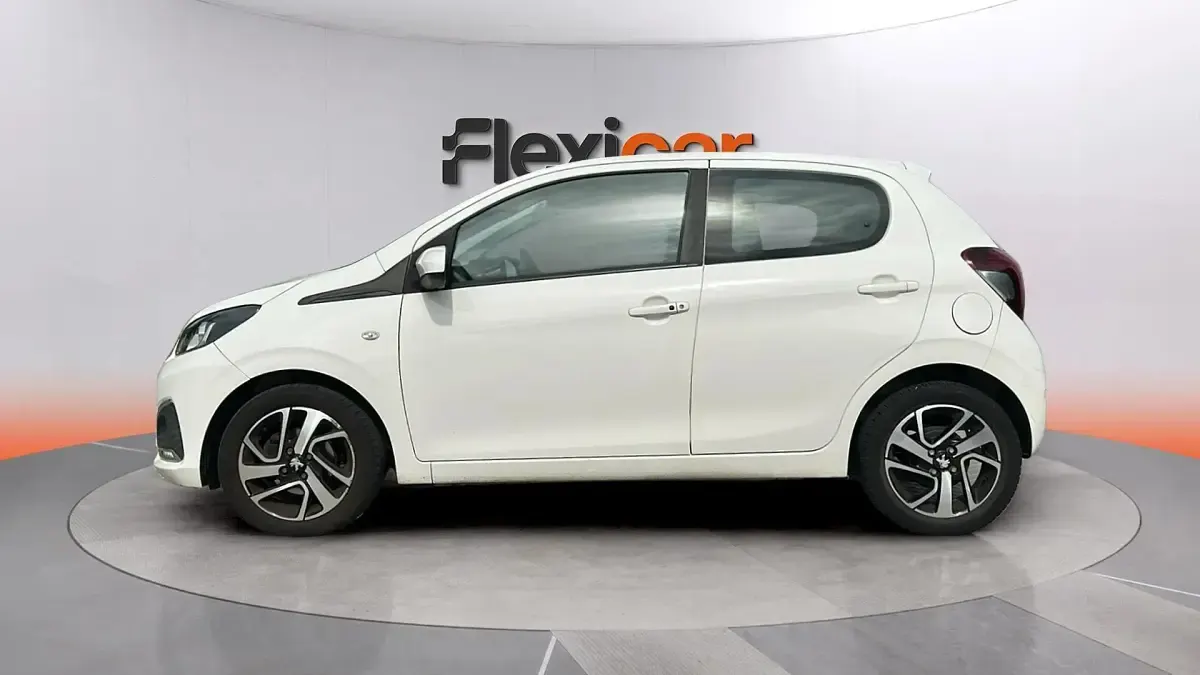 Usado Peugeot 108 Allure 72 CV (52 kW) 2020 Blanco Utilitario