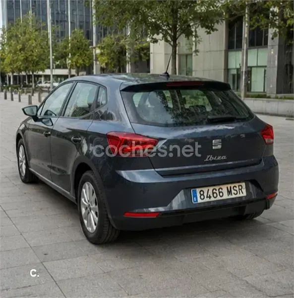 Usado Seat Ibiza Style 115 CV (84 kW) 2024 Negro Utilitario