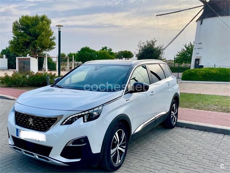 Blanco Usado 2018 Peugeot 5008 GT-line Monovolumen | 23.000 € - Imagen 1/4