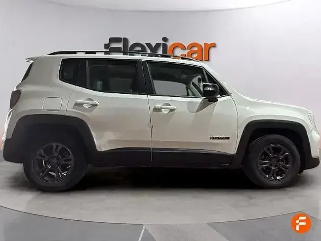 Usado Jeep Renegade Longitude 120 CV (88 kW) 2022 Blanco SUV