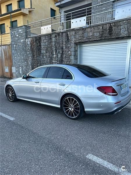Gris / plata Usado 2019 Mercedes E220 Berlina | 34.500 € (Precio justo) - Imagen 1/4