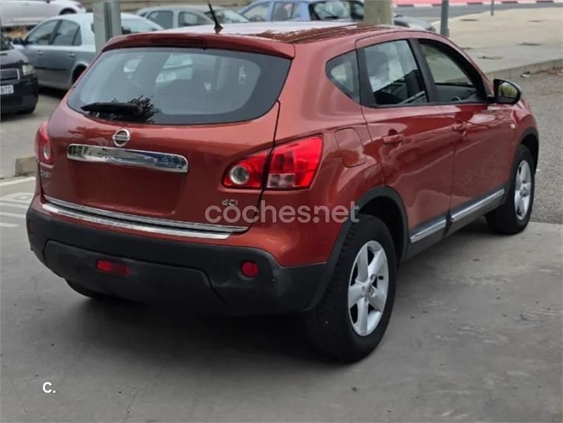 Usado Nissan Qashqai Acenta 106 CV (77 kW) 2007 Granate SUV