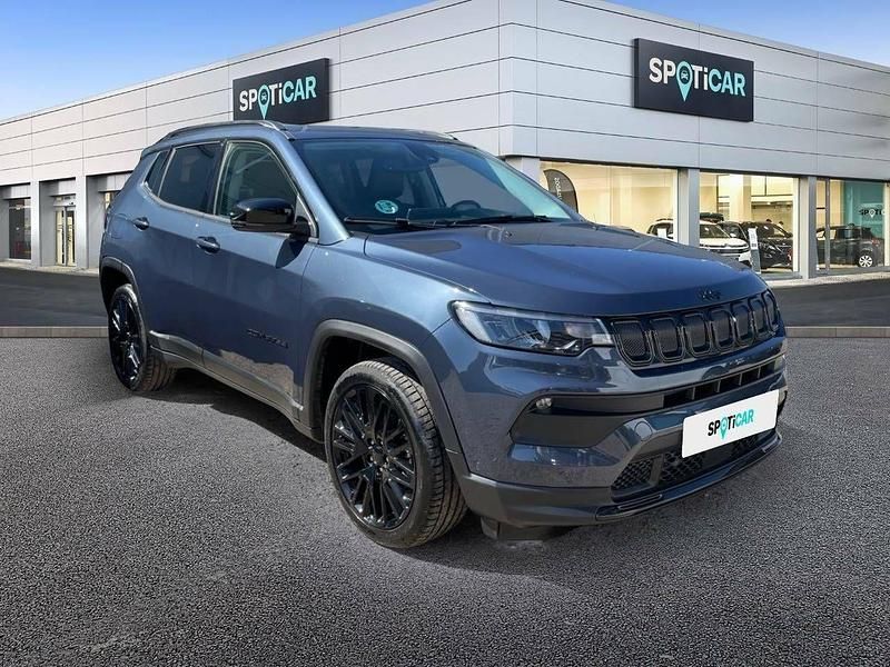 Usado Jeep Compass Night Eagle 131 CV (96 kW) 2022 Azul SUV