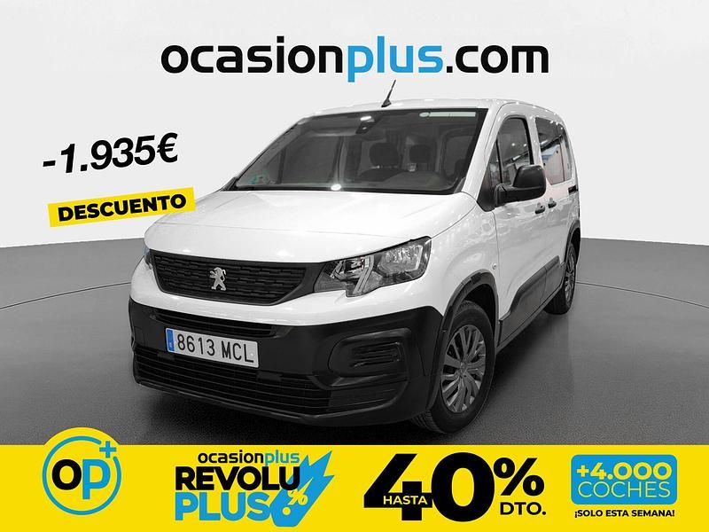 Usado Peugeot Rifter Active 100 CV (73 kW) 2022 Blanco Monovolumen