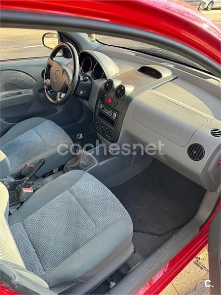 Usado Chevrolet Kalos SE 72 CV (52 kW) 2004 Rojo Berlina