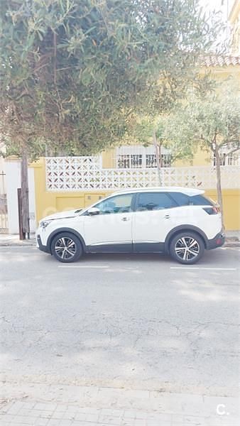 Usado Peugeot 3008 Allure 130 CV (95 kW) 2019 Blanco SUV
