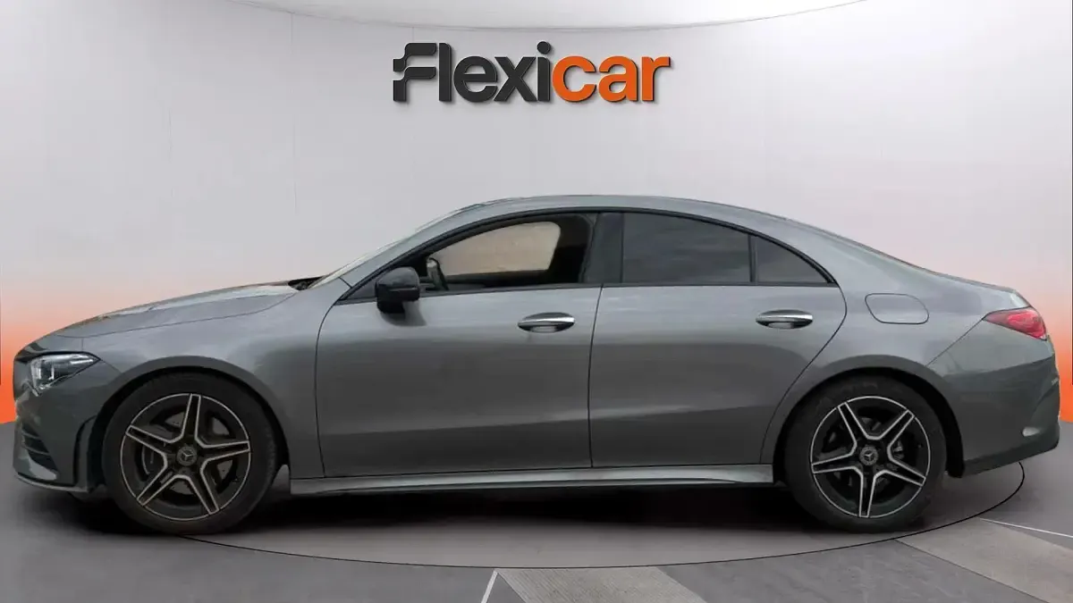 Usado Mercedes CLA200 150 CV (110 kW) 2023 Gris Coupe