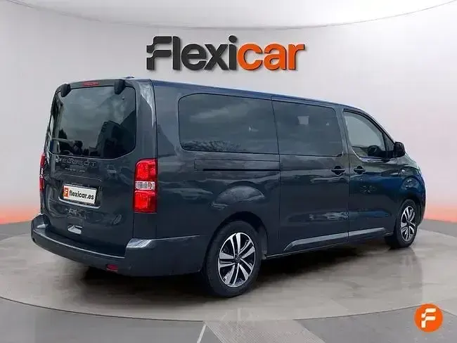 Usado Peugeot Traveller Business-Line 180 CV (132 kW) 2024 Gris Monovolumen