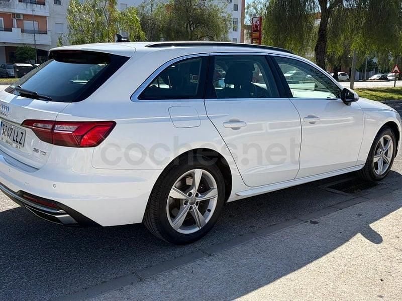 Usado Audi A4 Advanced 163 CV (119 kW) 2020 Blanco Familiar
