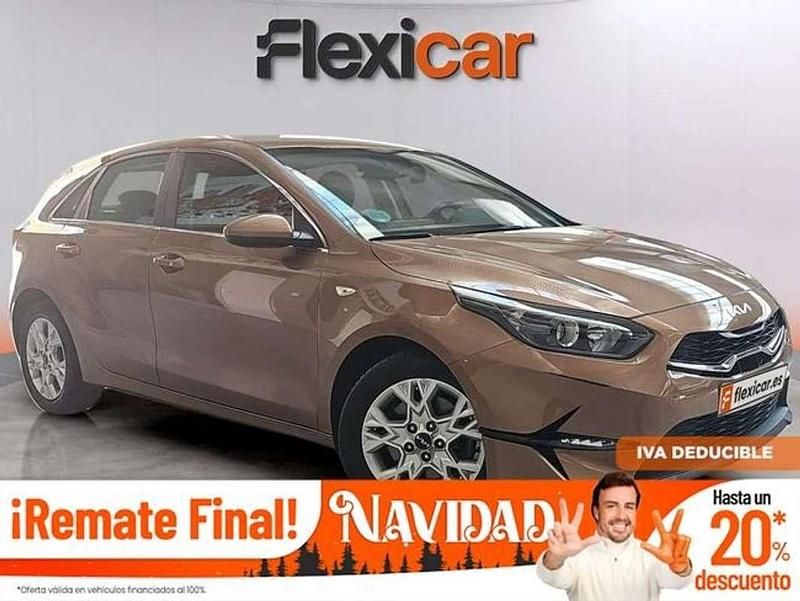 Beige Usado 2022 Kia Ceed Utilitario | 13.490 € (Buen precio) - Imagen 1/4