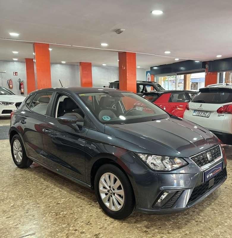 Gris Usado 2019 Seat Ibiza Reference Utilitario | 13.490 € (Un poco caro) - Imagen 1/4