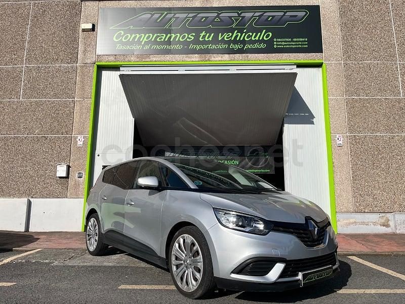 Usado Renault Grand Scénic IV Life 110 CV (80 kW) 2018 Gris / plata Monovolumen