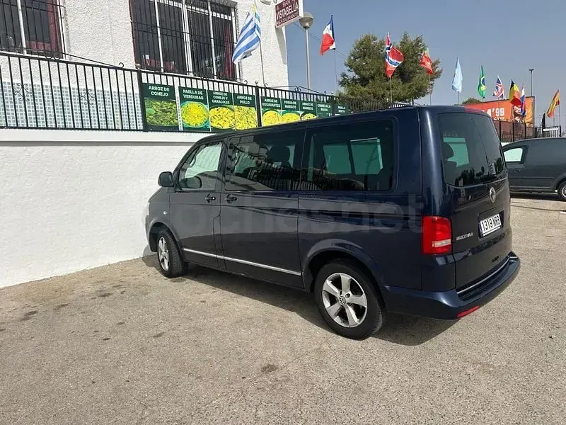 Usado VW Multivan Highline 180 CV (132 kW) 2013 Azul Monovolumen