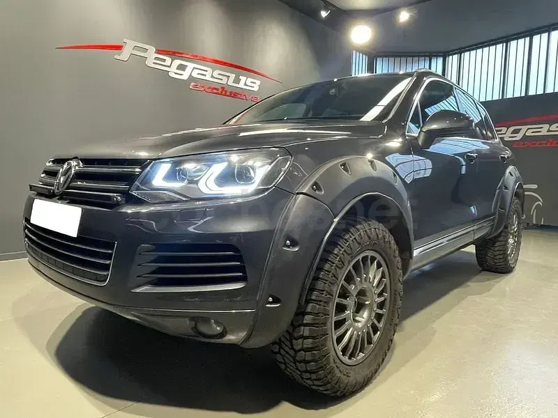 Usado VW Touareg 380 CV (279 kW) 2014 Gris / plata SUV