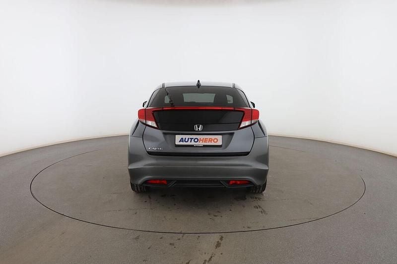 Usado Honda Civic Sport 120 CV (88 kW) 2015 Gris Utilitario