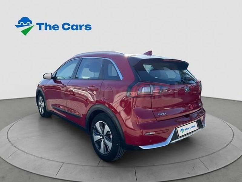 Usado Kia Niro 141 CV (103 kW) 2017 Rojo SUV