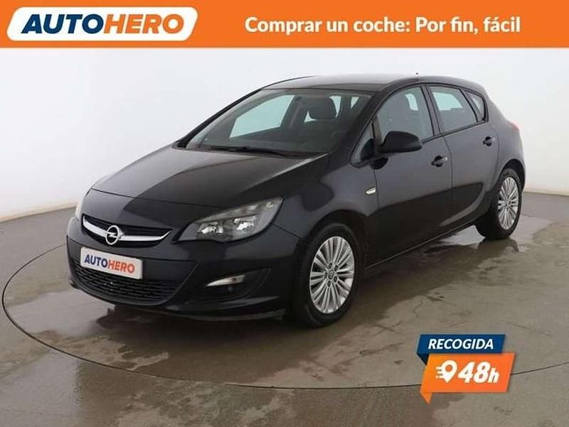 Usado Opel Astra Selective 110 CV (80 kW) 2015 Negro Utilitario
