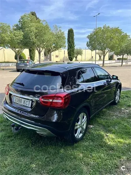 Käytetty Mercedes GLA200 AMG line 136 HP (100 kW) 2017 Ruskea Katumaasturi