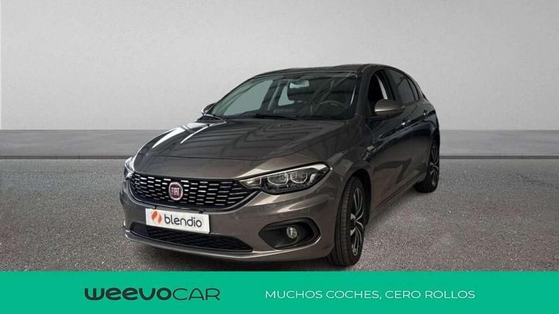 Usado Fiat Tipo Mirror 95 CV (69 kW) 2020 Gris Berlina