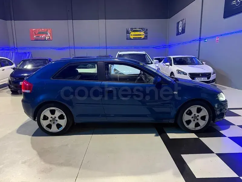 Usado Audi A3 Ambition 140 CV (102 kW) 2007 Azul Utilitario