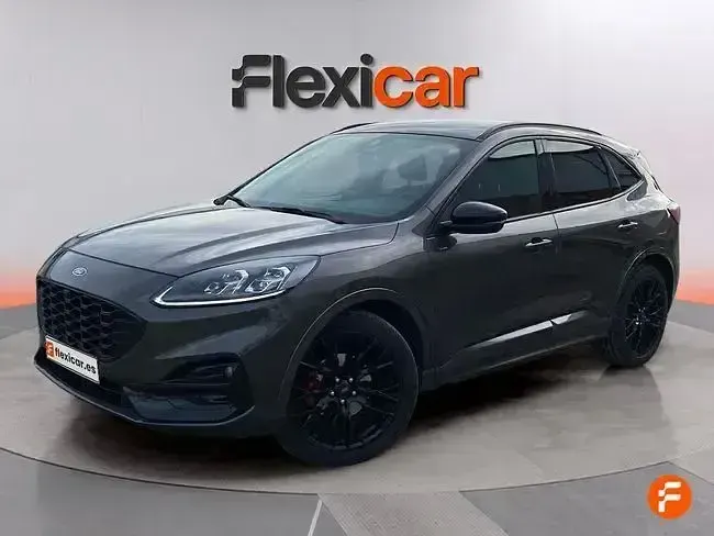 Usado Ford Kuga ST-Line 150 CV (110 kW) 2023 Negro SUV