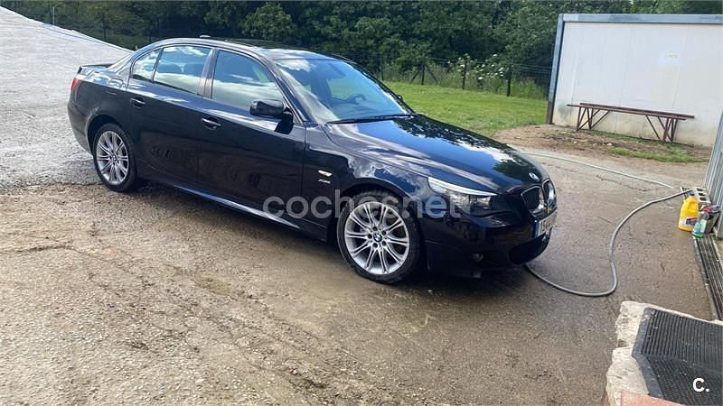 Negro Usado 2009 BMW 530 Familiar | 18.000 € - Imagen 1/4