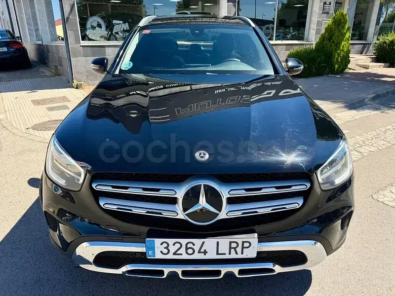 Usado Mercedes GLC220 194 CV (142 kW) 2021 Negro SUV