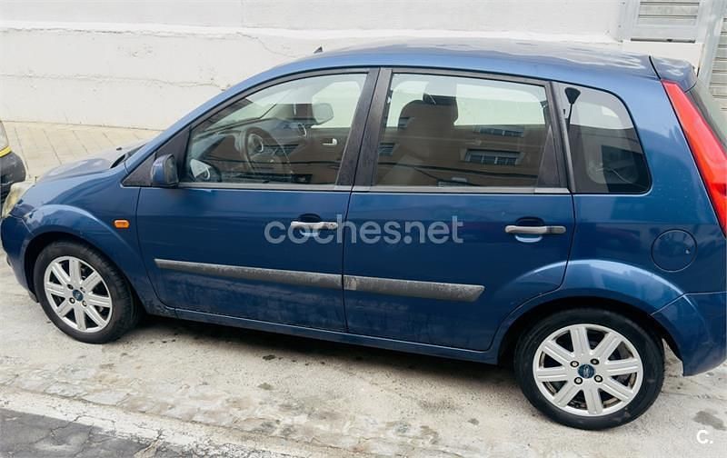 Azul Usado 2007 Ford Fiesta Berlina | 2000 € (Buen precio) - Imagen 1/4