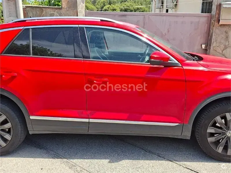 Usado VW T-Roc Sportline 115 CV (84 kW) 2019 Rojo SUV