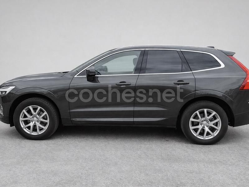 Usado Volvo XC60 Momentum 390 CV (286 kW) 2019 Gris / plata SUV