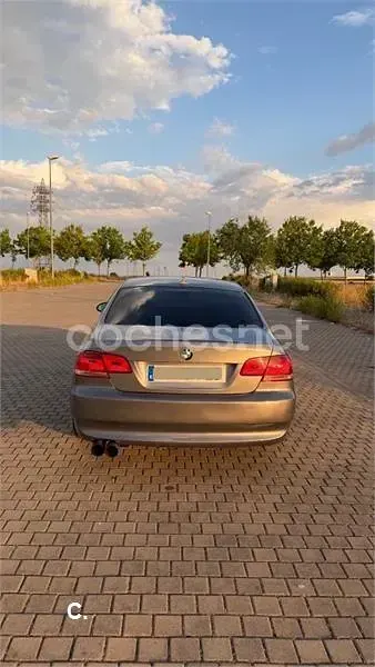 Usado BMW 330 272 CV (200 kW) 2008 Gris / plata Coupe