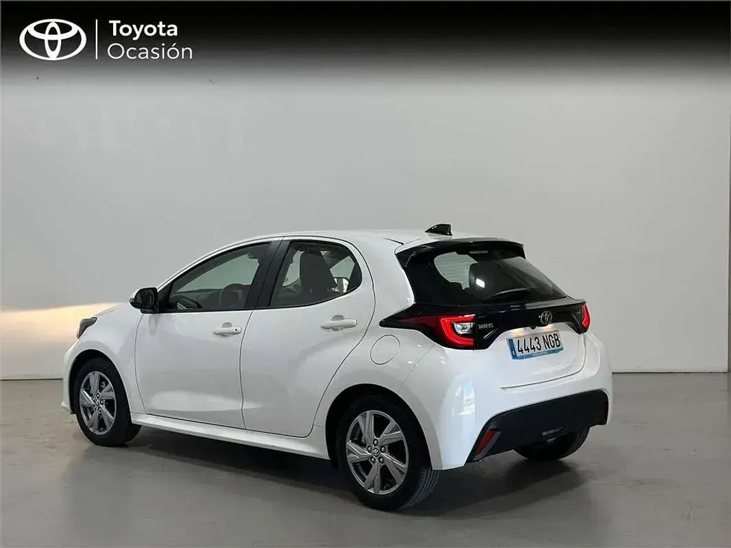 Usado Toyota Yaris Hybrid Active 116 CV (85 kW) 2025 Monovolumen