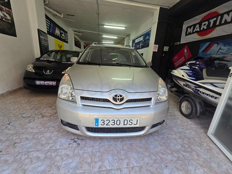 Usado Toyota Corolla Verso Sport 177 CV (130 kW) 2005 Gris / plata Monovolumen
